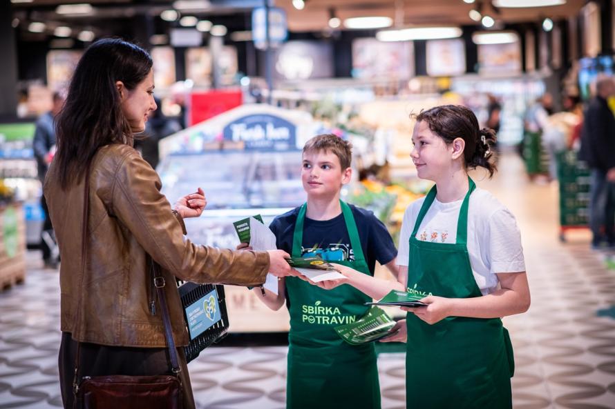 Sbírka potravin v Albertu: Zákazníci darovali téměř 109 tun pomoci